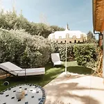 호텔 La Bastide De Tropez 쎙뜨호뻬