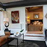 Готель La Bastide De Tropez 5*
