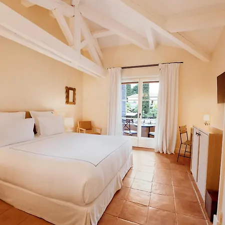La Bastide De Tropez 쎙뜨호뻬