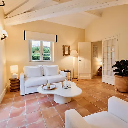 호텔 La Bastide De Tropez 5*